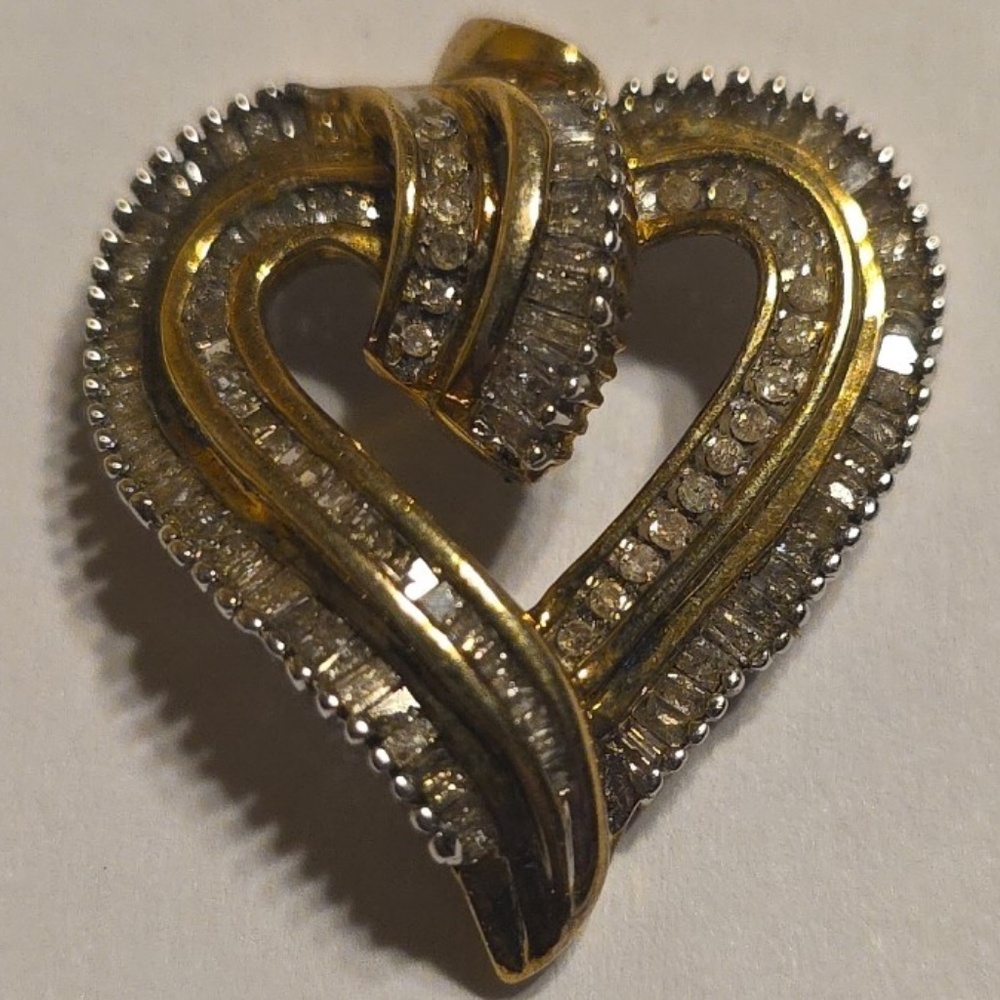 Kay Jewelers-JWBR Sterling Silver Diamond Heart Pendant Stunning!